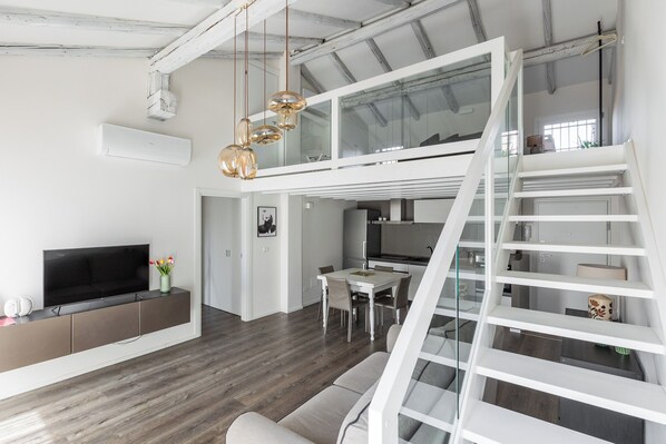 Interior - Casa del Borgo by Wonderful Italy (Bologna)