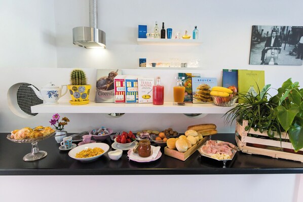 Petit déjeuner buffet servi tous les jours en supplément