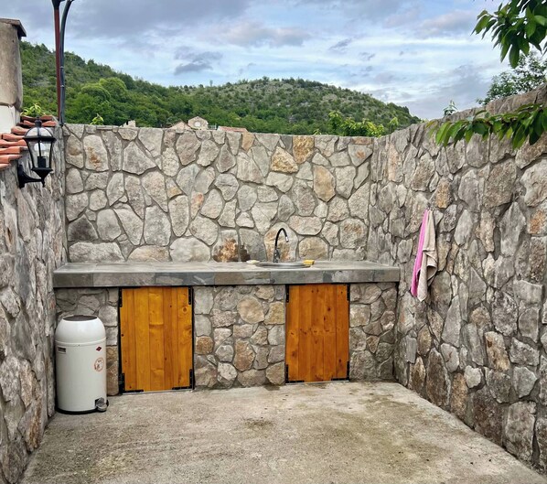 Apartment, 1 Bedroom, Smoking, Balcony | Terrace/patio