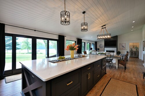 The Namakagon Lakehouse 4 Bedroom Home
