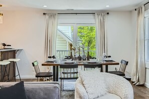 Condo, 2 Bedrooms | Interior