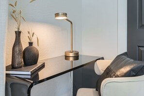 Condo, 2 Bedrooms | Interior