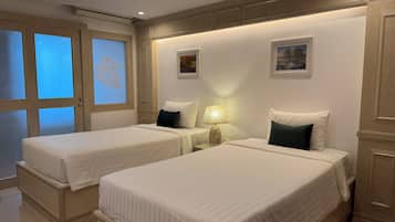 In-room safe, iron/ironing board, free WiFi