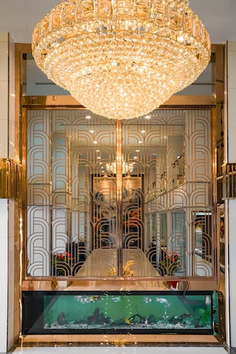 Golden Empire Suvarnabhumi Hotel