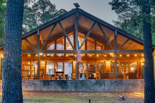 Lakefront-Lake Haus at Indian Creek South Toledo Bend-Fishing, Boating