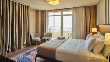 In-room safe, desk, laptop workspace, iron/ironing board