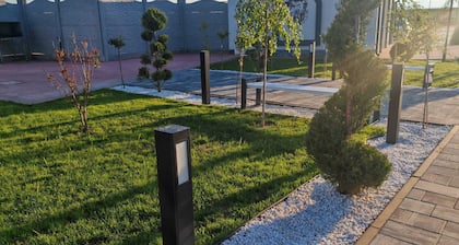 Hanul dintre vii Marasesti