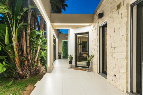 Nereide, luxury villa in Sicily with pool, near the beach