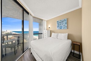 2 chambres, fer et planche à repasser, accès au Wi-Fi (inclus)