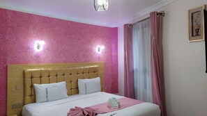 Wi-Fi gratuit, draps fournis