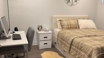 1 soverom, strykejern/-brett, wi-fi og sengetøy