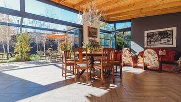 Family House | Dining room