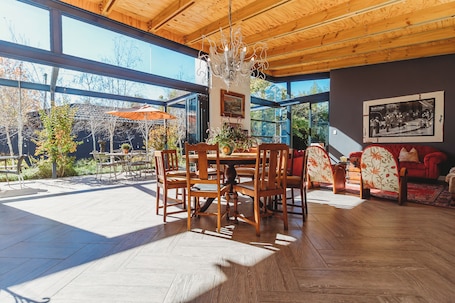 Family House | Dining room