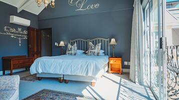 Deluxe Double Room | In-room safe, iron/ironing board, free WiFi