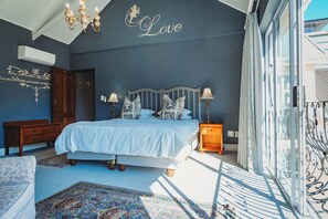 Deluxe Double Room - Acorn Guest House  (George)