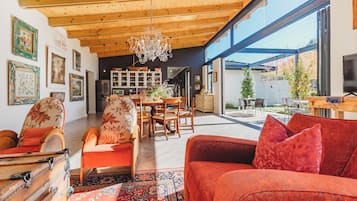 Casa familiar | Sala d'estar | Televisor