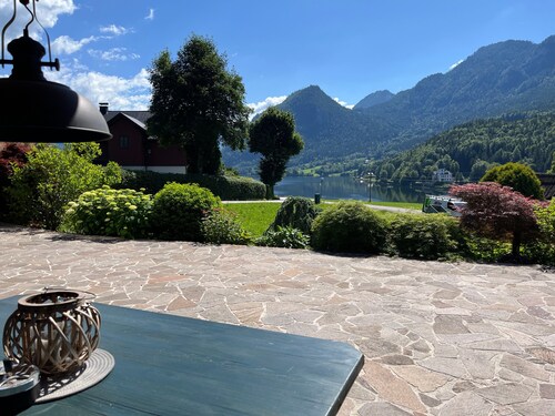 Apartment 'Seerhaus' mit Seeblick, privater Terrasse und WLAN
