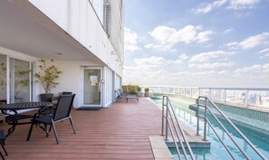 Outdoor pool - Perfect Stay in Bela Vista, Minutes From Avenida Paulista - BPA (São Paulo)