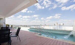 Outdoor pool - Perfect Stay in Bela Vista, Minutes From Avenida Paulista - BPA (São Paulo)