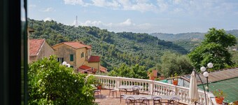 Room 'Fiordaliso' with Mountain View, Shared Terrace and Wi-Fi