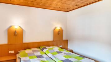 1 habitación, wifi y ropa de cama