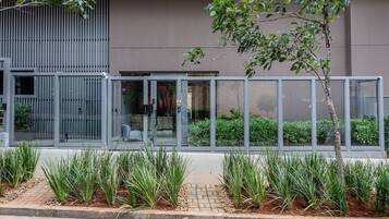 Apartamento básico | Detalhe da fachada