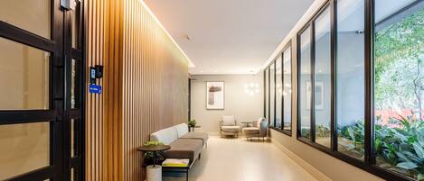 Basic Apartment | Interior