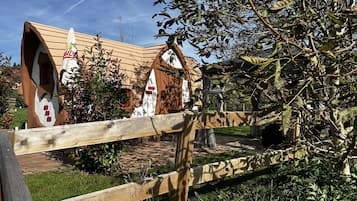 Mobile Home, Patio, Garden View | Free WiFi