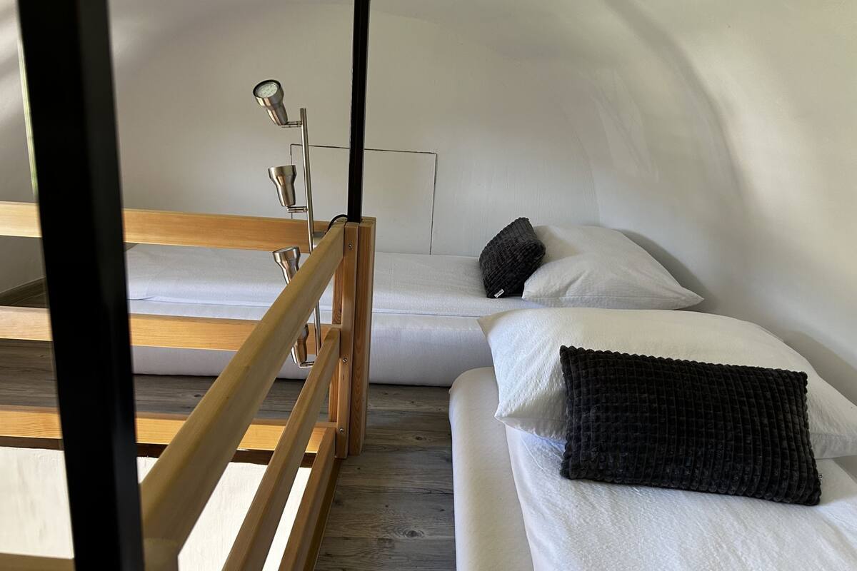 Mobile home - terrasse - udsigt til have | Gratis Wi-Fi