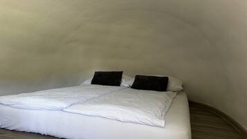 Mobile Home, Patio, Garden View | Free WiFi