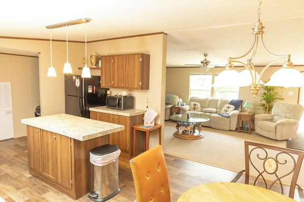 Smart TV - Welcome to the Hill Top House
Comfy 2-bedroom house with WiFi, AC, and more! (Weaverville)