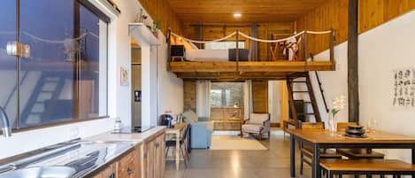 Basic Apartment | Interior