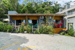 Exterior - Your Getaway in Florianopolis, Just Minutes From the Beach NDE (Florianópolis)
