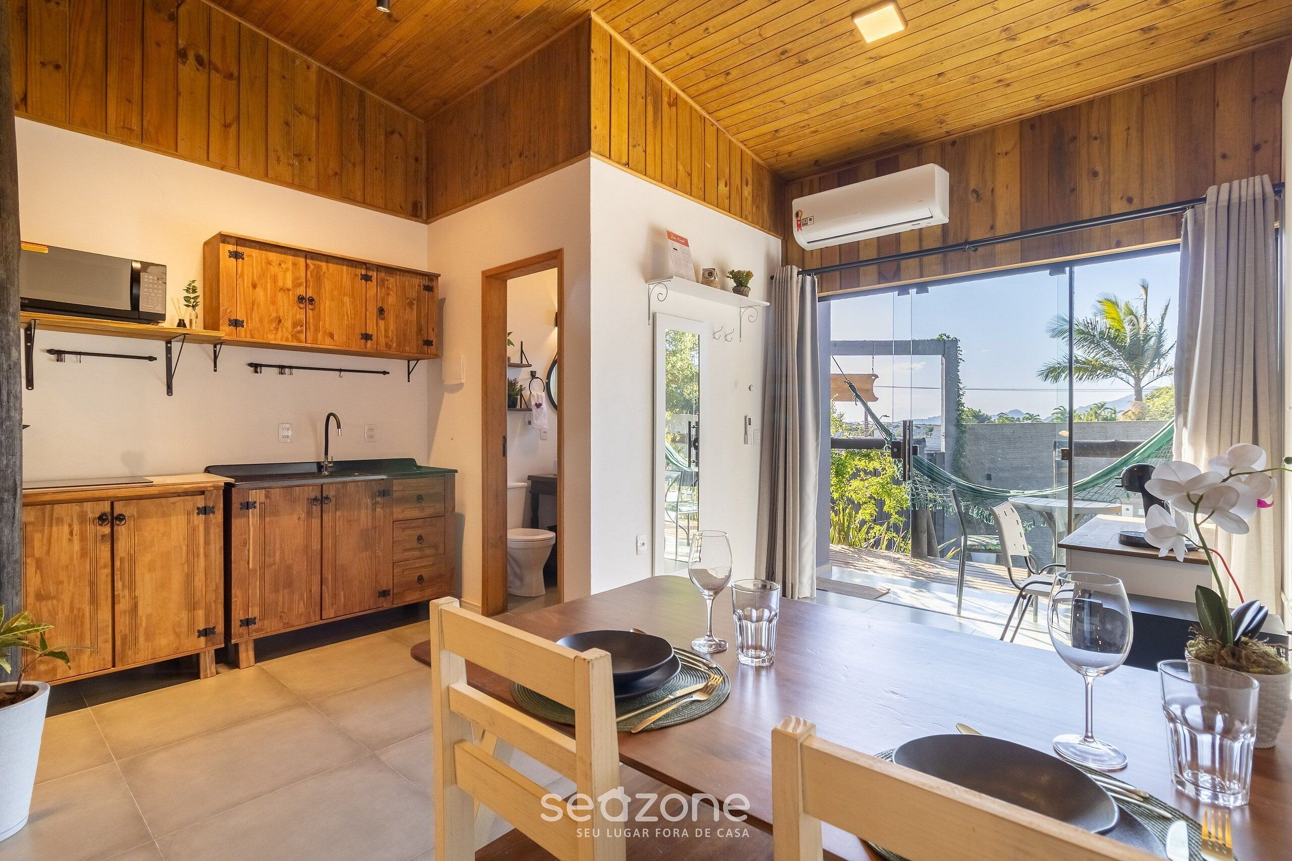 基础公寓 | 用餐