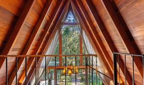 Basic Chalet | Interior