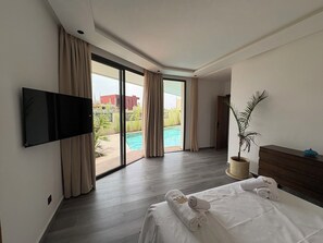 5 Schlafzimmer, Bügeleisen/Bügelbrett, WLAN, Bettwäsche