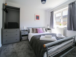 3 Schlafzimmer, Bügeleisen/Bügelbrett, kostenloses WLAN, Bettwäsche