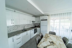 Fridge, microwave, oven, dishwasher