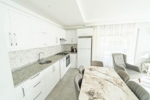 Fridge, microwave, oven, dishwasher