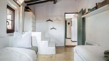 2 chambres, fer et planche Ă repasser, Wi-Fi, draps fournis
