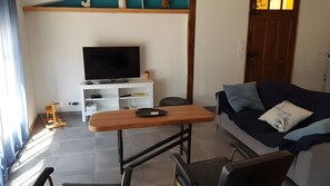 TV