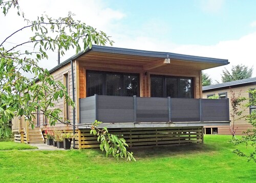 Tranquil Lodge Retreat in Welshpool