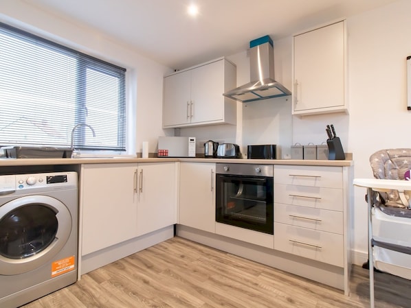 Fridge, microwave, oven, toaster