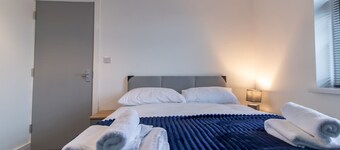 Spacious 4BR Home w/ Smart TVs & Driveway Parking | Pass the Keys