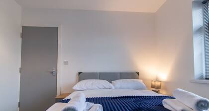 Spacious 4BR Home w/ Smart TVs & Driveway Parking | Pass the Keys