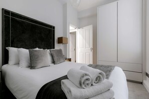 2 Schlafzimmer, Bügeleisen/Bügelbrett, WLAN, Bettwäsche