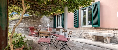 Ristorazione all'aperto