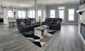 تلفزيون ذكي، كرة قدم الطاولة، كُتُب