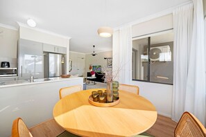 1 bedroom - 1 BRD Near Everything in Beckenham (Perth)