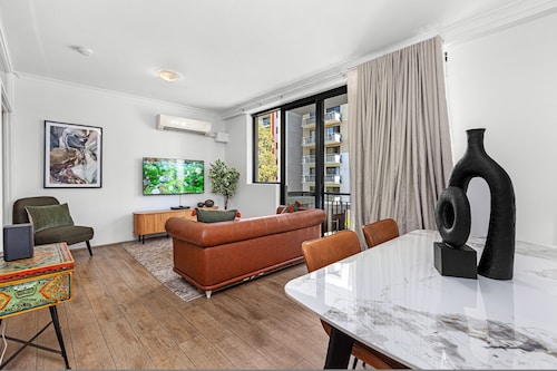 Stunning 1bdr Paradise - Gym Pool